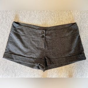 Wet Seal grey plaid shorts XL